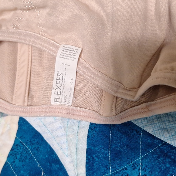 - Flexees waist slimmer - Picture 2 of 3